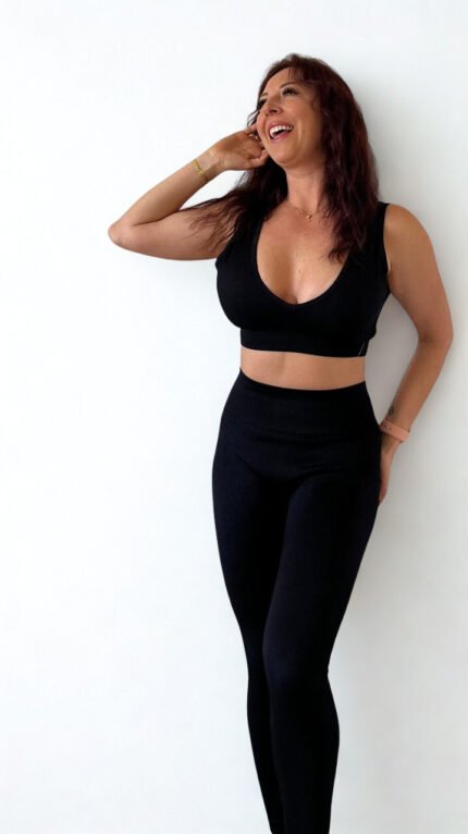 Conjunto Ale - Top e legging canelados